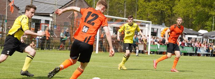 Corners leggen Wittenhorst 1 over de knie