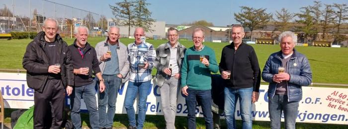 Toernooiwinst wandelvoetbalteam Wittenhorst