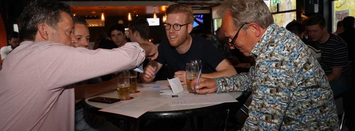 Nog plek voor drie duo's bij voetbalquiz